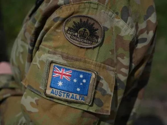 avstraliyski-instruktori-navchayut-ukrayinskikh-viyskovikh-u-britaniyi