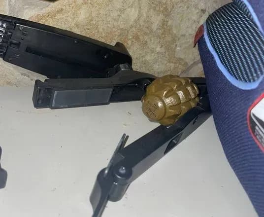 meshkanets-buchi-u-sebe-v-garazhi-znayshov-zalishenu-okupantami-roztyazhku