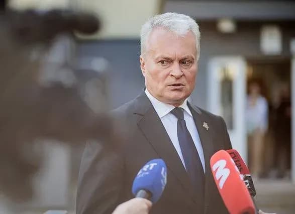 treba-duzhe-dobre-dumati-persh-nizh-robiti-taki-zayavi-prezident-litvi-pro-slova-papi-rimskogo-schodo-velichi-rosiyi