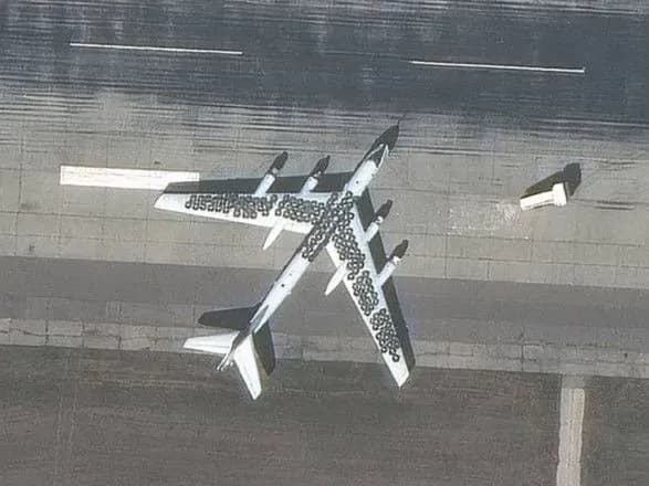 stari-shini-ta-strategichnomu-litaku-yak-zakhist-vid-droniv-minoboroni-ukrayini-potrolilo-rosiyan