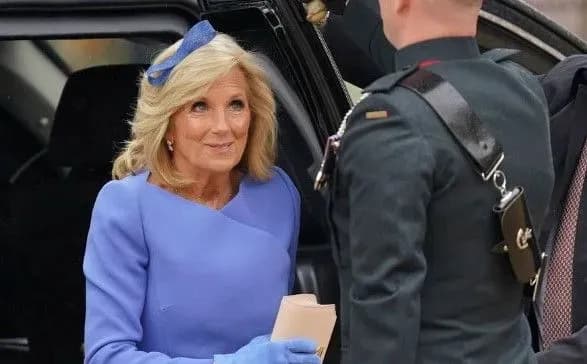 persha-ledi-ssha-zarazilasya-koronoyu