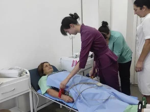 chas-diyati-ukrayino-u-cherkaskiy-obllikarni-zapratsyuvala-navchalna-platforma-dlya-medichnikh-ta-farmatsevtichnikh-pratsivnikiv