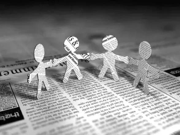 8-veresnya-mizhnarodniy-den-solidarnosti-zhurnalistiv-vsesvitniy-den-gramotnosti