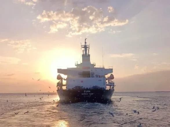 z-odeskogo-portu-viyshov-balker-puma-sho-stoyav-na-yakori-z-lyutogo-minulogo-roku-kurbakov