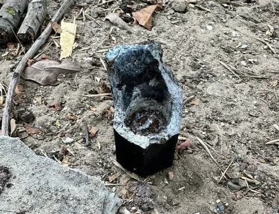 vnochi-po-selu-kizomis-na-khersonschini-vorog-biv-zapalyuvalnimi-boyepripasami-ova