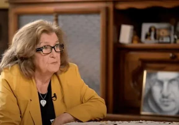 pomerla-mati-kuzmi-skryabina