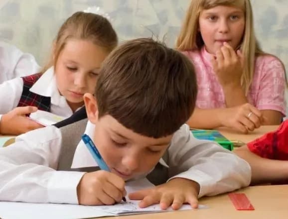 dpa-v-ukrayini-skasovane-ale-deyaki-4-ti-klasi-proydut-pilotne-testuvannya