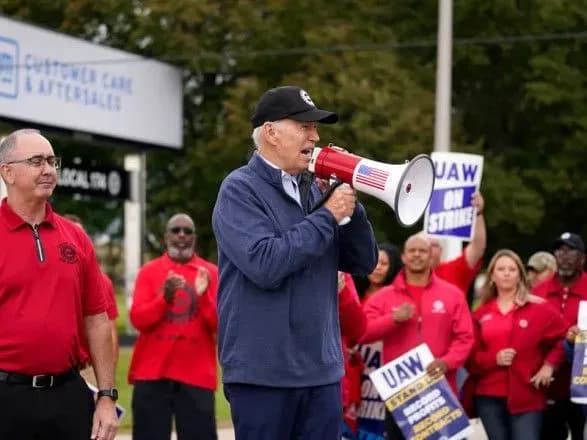 bayden-priyednavsya-do-mitingu-pratsivnikiv-avtomobilnoyi-promislovosti