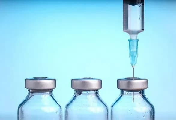 100-000-dolariv-za-flakon-odeschina-otrimali-unikalni-liki-dlya-ditey-zi-sma