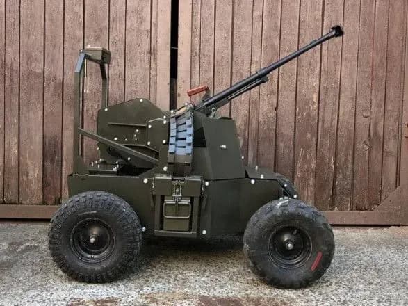 ukrayinskiy-boyoviy-robot-lyut-uspishno-proyshov-polovi-viprobuvannya