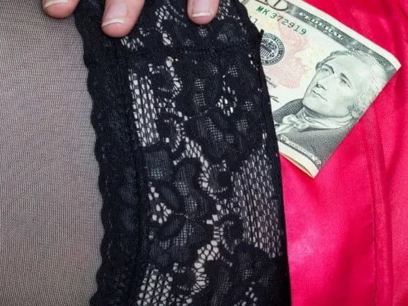 mizhnarodniy-den-proti-prostitutsiyi-vsesvitniy-den-vchitelya-scho-sche-mozhna-vidznachiti-5-zhovtnya