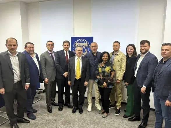 mvf-vidnoviv-robotu-svogo-postiynogo-predstavnitstva-v-ukrayini