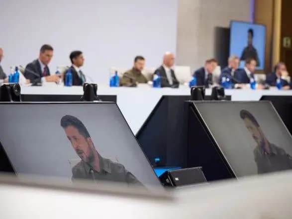 zelenskiy-12-y-paket-sanktsiy-yes-proti-rf-skladniy-ale-nad-nim-pratsyuyemo