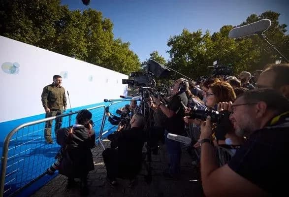 zelenskiy-pro-noviy-paket-dopomogi-vid-ispaniyi-do-nogo-vkhodit-6-hawk