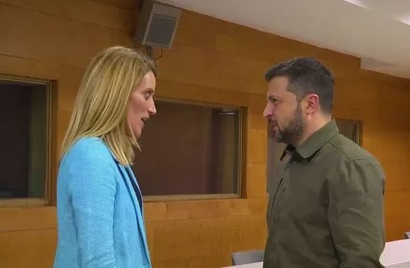 zelenskiy-obgovoriv-z-prezidentkoyu-yevroparlamentu-pidgotovku-chergovogo-sanktsiynogo-paketu-schodo-rf