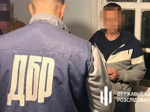 pratsyuvav-na-okupantiv-a-potim-vtik-ta-oformiv-status-pereselentsya-na-vinnichchini-zatrimalo-zradnika