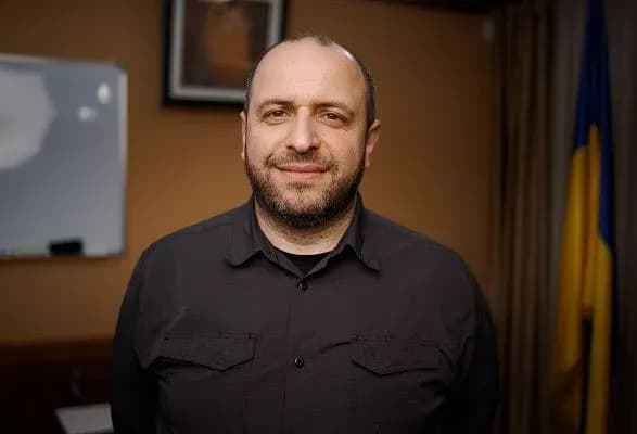 pershiy-krok-do-standartizatsiyi-turniketiv-ta-boyovikh-aptechok-u-minoboroni-stvoryuyut-medichniy-departament