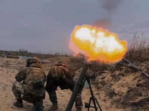 okupanti-skinuli-chotiri-aviatsiyni-bombi-po-nevskomu-ta-novolyubivtsi-luganska-ova