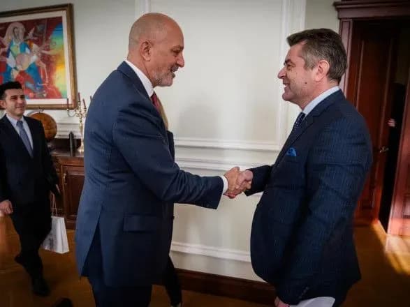 v-ukrayini-rozpochav-robotu-noviy-posol-turechchini