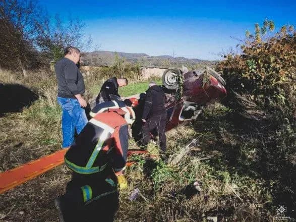 zitknennya-avtomobiliv-na-zakarpatti-dvoye-lyudey-zaginuli-pyatero-poraneni