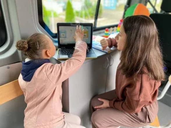 inklyuzivna-osvita-ditey-z-nayviddalenishikh-kutochkiv-odeschini-vidteper-obslugovuvatimut-mobilni-kabineti