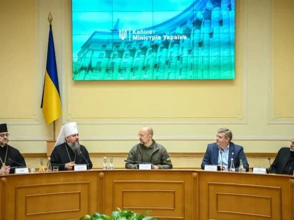 rada-tserkov-zaproponuvala-zaluchati-do-neviyskovoyi-sluzhbi-viryan-chiyi-perekonannya-ne-dozvolyayut-brati-do-ruk-zbroyu