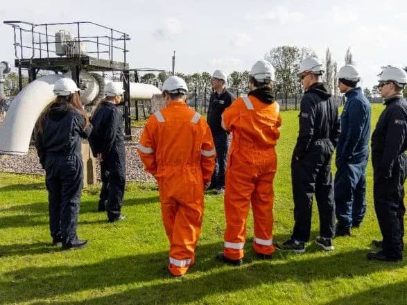 britantsi-vchat-ukrayinskikh-inzheneriv-zakhischati-energosistemu-vid-rf-vzimku