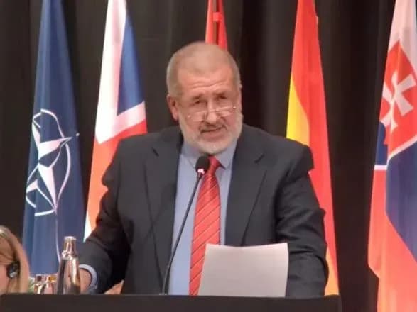 chubarov-zaklikav-pokinuti-krim-vsikh-inozemtsiv-ta-osib-bez-gromadyanstva