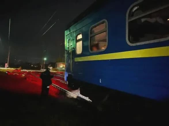 u-biliy-tserkvi-cholovik-potrapiv-pid-elektropotyag