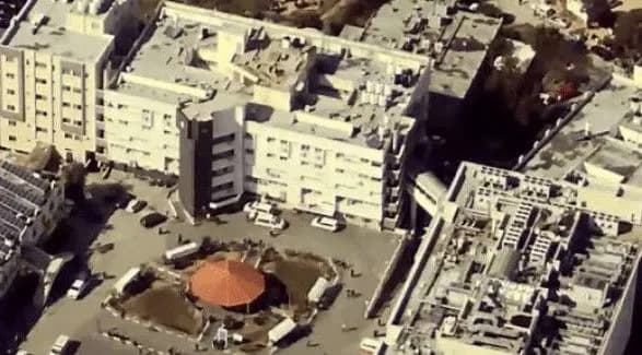 misto-tunel-pid-gazoyu-khamas-khovaye-pid-likarnyami-svoyi-viyskovi-tsentri-ta-prikrivayetsya-tsivilnimi