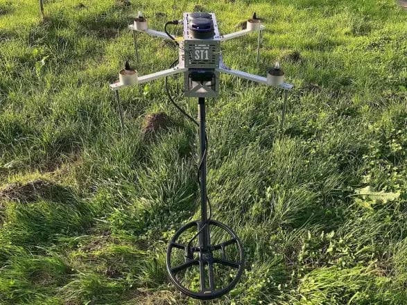 shvidshe-za-lyudey-ta-znachno-bezpechnishe-v-ukrayini-stvorili-ta-vzhe-testuyut-dron-dlya-poshuku-min