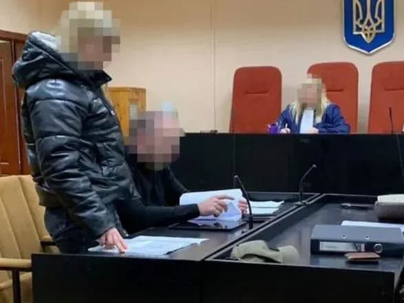 vlasnitsyu-salonu-krasi-na-kharkivschini-zatrimali-za-spivpratsyu-z-vorogom