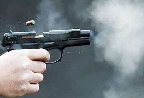 u-kiyevi-nevidomi-vidkrili-vogon-po-advokatskomu-range-rover