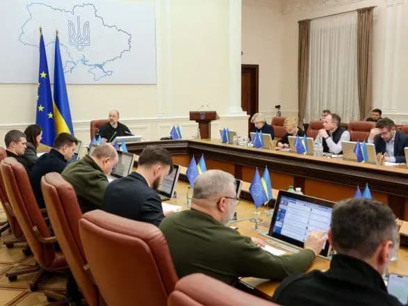 kabmin-prodovzhiv-do-2026-roku-derzhavnu-programu-zabezpechennya-molodi-zhitlom