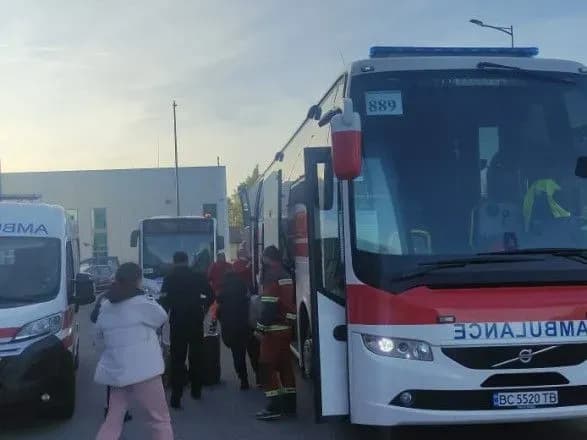 moz-sche-19-ukrayintsiv-evakuyuvali-na-likuvannya-ta-reabilitatsiyu-za-kordon