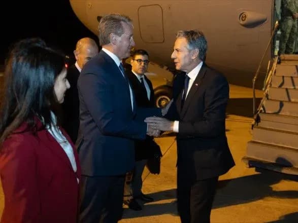 zapobigti-poshirennyu-konfliktu-v-gazi-ta-zbilshiti-gumanitarnu-dopomogu-blinken-rozpoviv-pro-temi-peregovoriv-u-turechchini