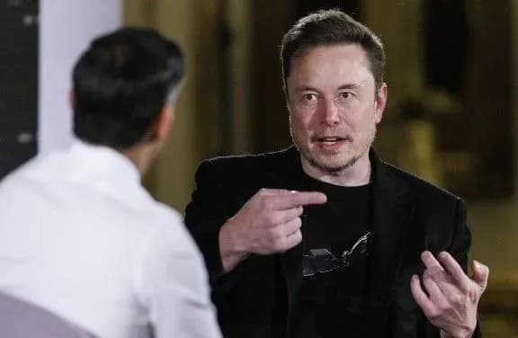 ilon-mask-predstaviv-neyromerezhu-grok-yaka-stane-konkurentom-dlya-chatgpt