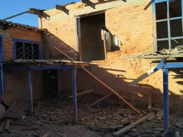 sumschinu-obstrilyali-z-artileriyi-ye-ruynuvannya-prokuratura