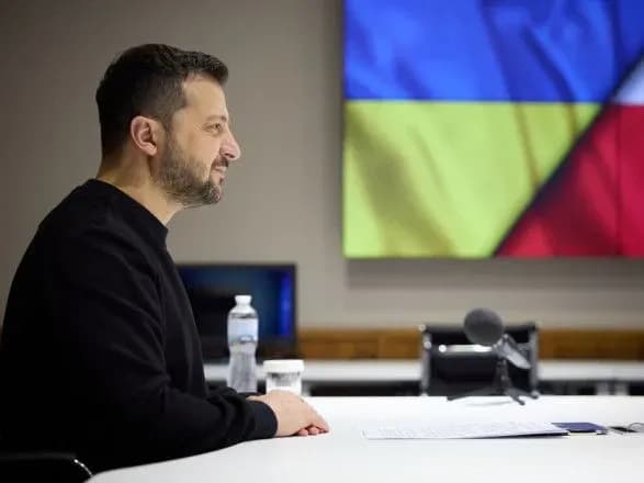 soyuznitstvo-mizh-ukrayinoyu-ta-polscheyu-u-yevrosoyuzi-ta-nato-posilit-yevropeysku-yednist-zelenskiy-privitav-polyakiv-z-dnem-nezalezhnosti