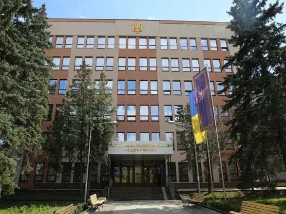 v-ukrayini-vidnovlyuyut-otsinyuvannya-suddiv-pereviryatimut-chi-vidpovidayut-zaymaniy-posadi