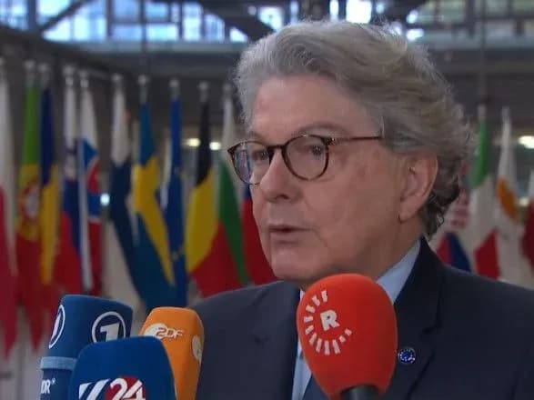 yevrokomisar-vidpoviv-ministru-oboroni-frn-schodo-milyona-boyepripasiv-dlya-ukrayini-tse-mozhlivo