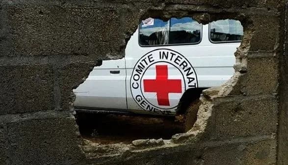 ignoruye-stvorennya-zmishanikh-medkomisiy-ukrayina-zvernulasya-do-mkchkh-u-zvyazku-z-porushennyam-zhenevskoyi-konventsiyi-z-boku-rf