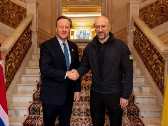 shmigal-zustrivsya-iz-novim-golovoyu-mzs-britaniyi-kemeronom-obgovorili-viyskovu-dopomogu-sanktsiyi-ta-konfiskatsiyu-aktiviv-rf