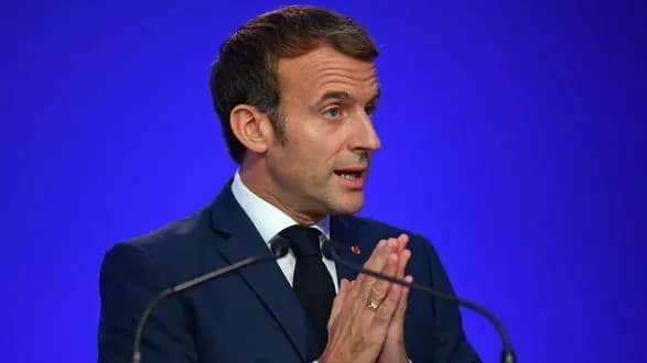 spodivayusya-vdastsya-poyednuvati-neytralitet-makron-pro-pozitsiyu-parlamentu-shveytsariyi-z-reeksportu-zbroyi-v-ukrayinu