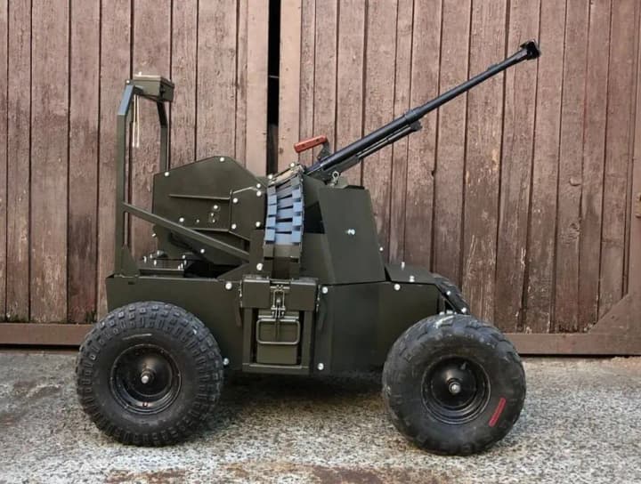 boiovyi-robot-liut-planuiut-zapustyty-v-dribnoseriine-vyrobnytstvo-cherez-misiats-dva