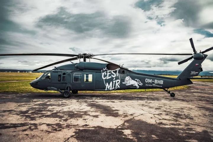 czechs-and-slovaks-donate-400-thousand-euros-for-black-hawk-helicopter-for-diu-in-a-week