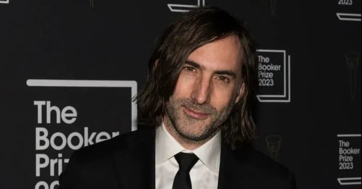 irlandets-pol-linch-poluchil-bukerovskuyu-premiyu-za-roman-pesn-proroka-na-kotorii-yego-vdokhnovil-karantin-posle-covid-19