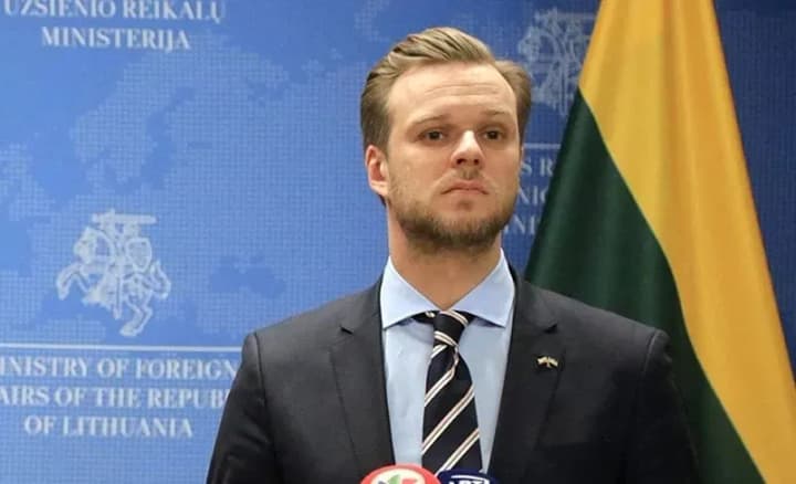 the-west-is-unable-to-comprehend-the-scale-of-the-threat-until-the-kremlin-arranges-for-it-a-pearl-harbor-landsbergis