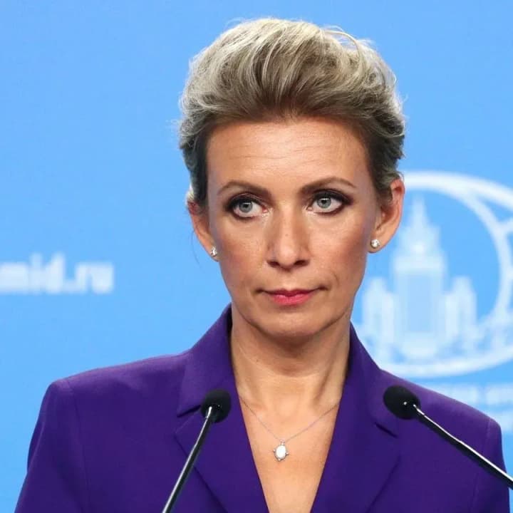 lavrov-letiv-na-zustrich-obsie-inshym-marshrutom-bolhariia-vidmovylas-propuskaty-zakharovu-roszmi