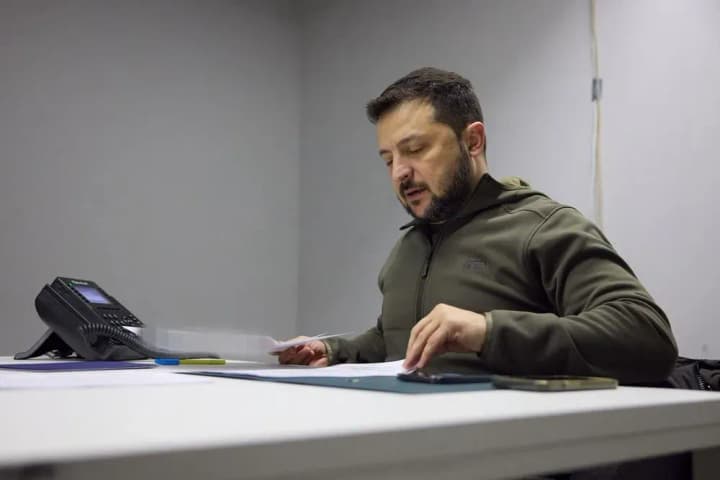 zelensky-discussed-with-the-british-prime-minister-the-need-to-strengthen-defense-capabilities-and-the-air-shield